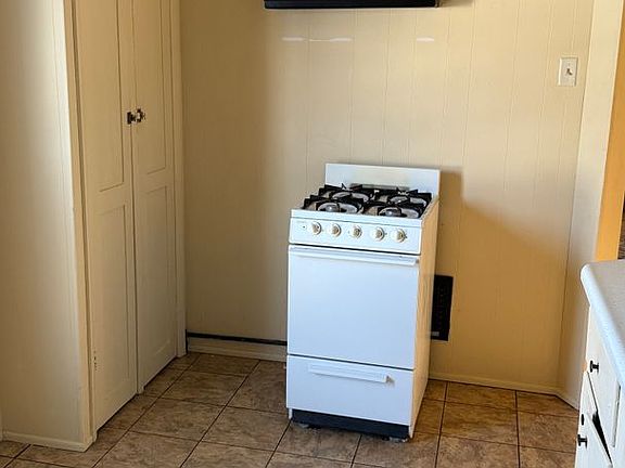 3rd image of 18 Packard Ave APT 202