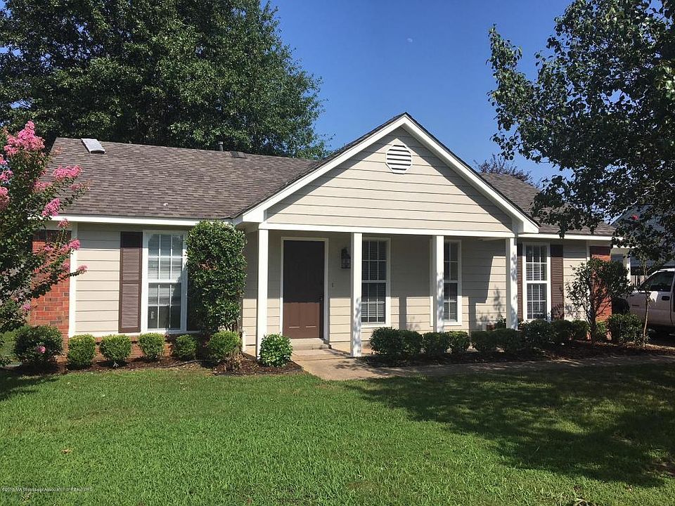 1st image of 6584 Magnolia Dr