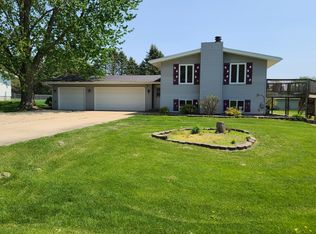 14656 Dixie Dr, Morrison, IL 61270