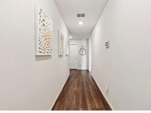 2nd image of 425 Sweetshade Ln