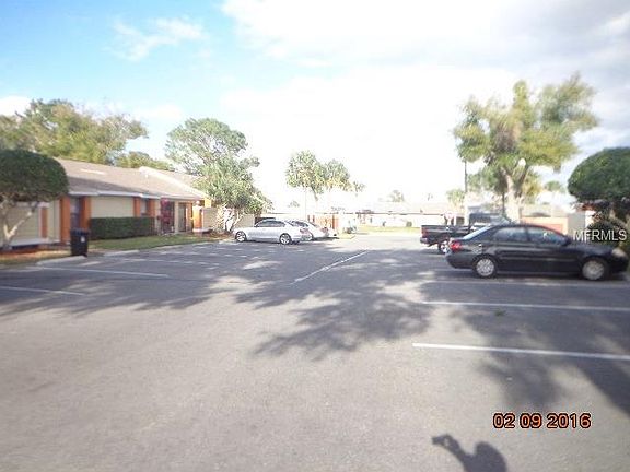 2nd image of 19 Silver Park Cir