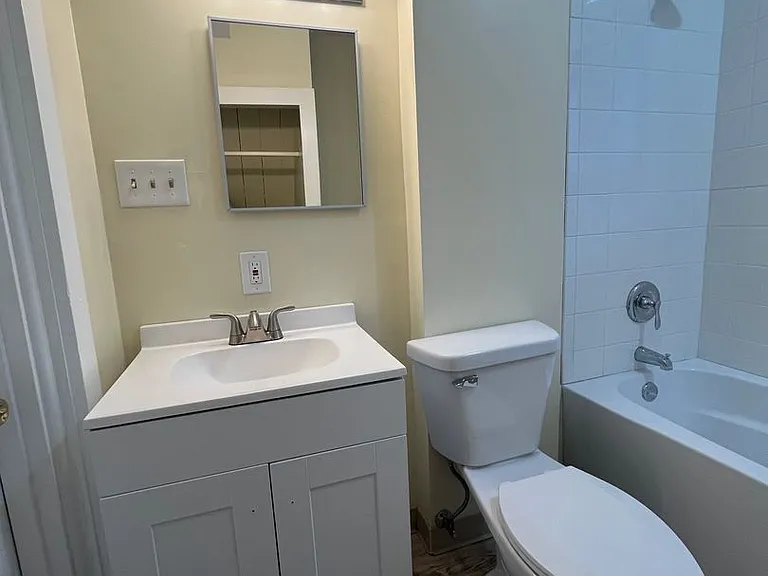 595 Park Street — Photo 17