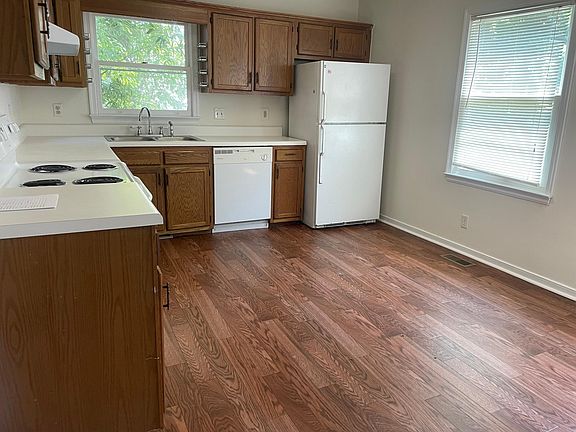 Great lighting and storage!