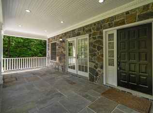 36 Little Town Ln, Bedford, NY 10506