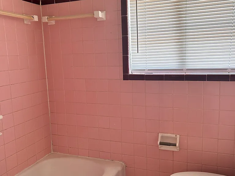 2101 SW 61st Ter — Photo 9