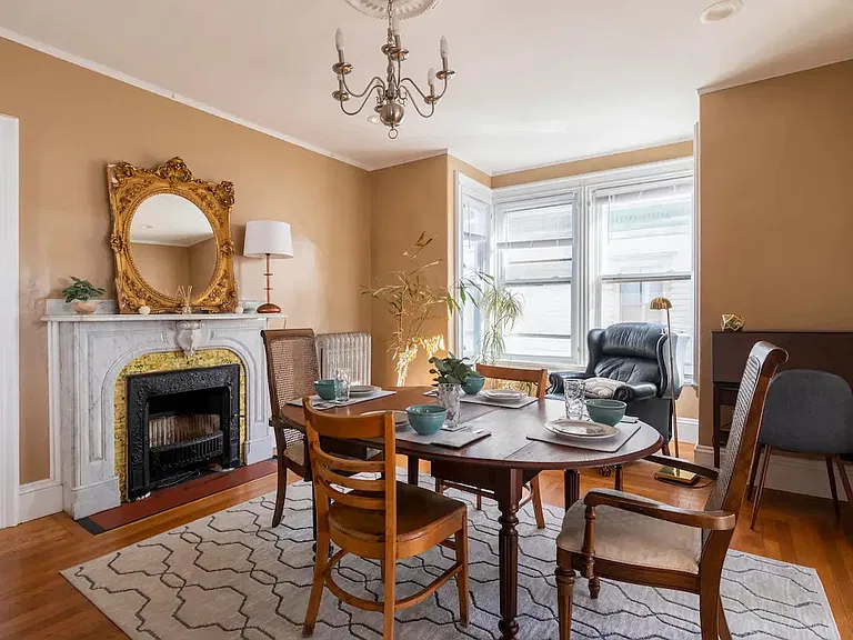 25 Hudson St #2 — Photo 5