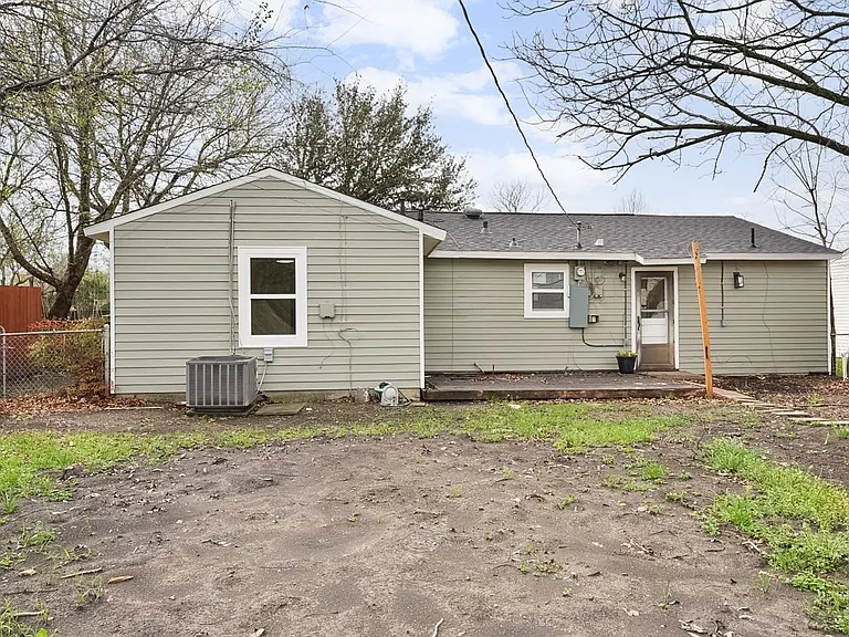 2655 Larry Dr — Photo 22