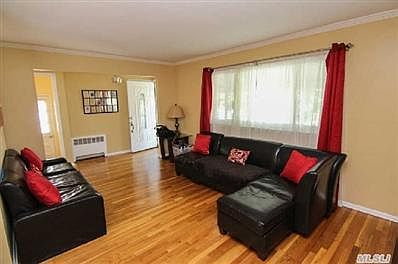 5th image of 59 Spielman Ave