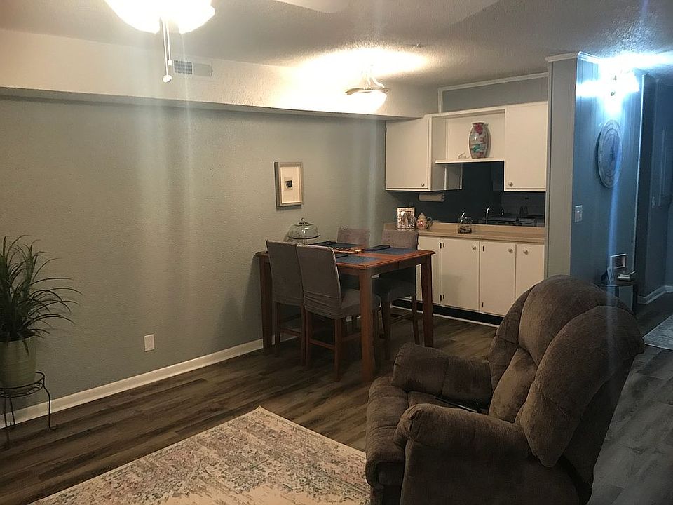 1st image of 30 Wilshire Heights Dr #30