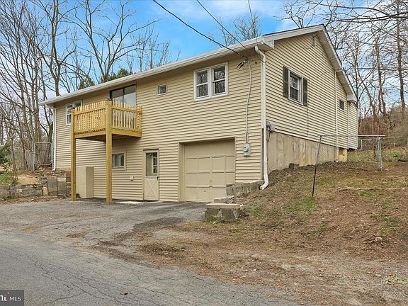 5th image of 19 Back St
