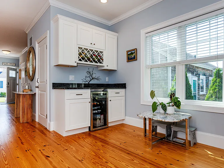 19 Eustis Ave — Photo 20