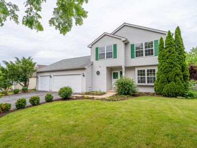 654 Anderson Dr, Lake In The Hills, IL, 60156