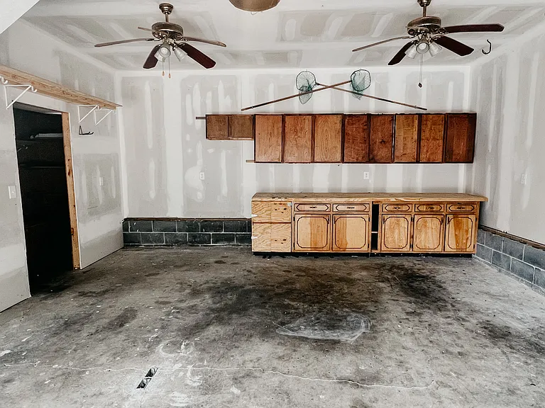 805 Mountain Creek Rd — Photo 11