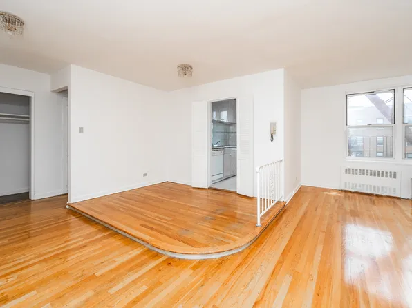 2900 Ocean Avenue image 5 of 18