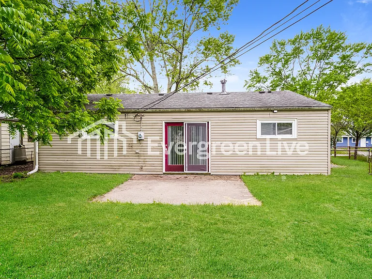 4420 Allen Dr — Photo 14