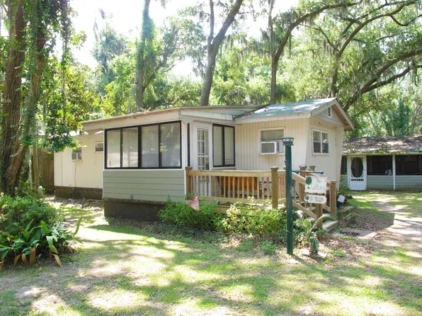 37 McCoy Rd, Saint Helena Island, SC 29920