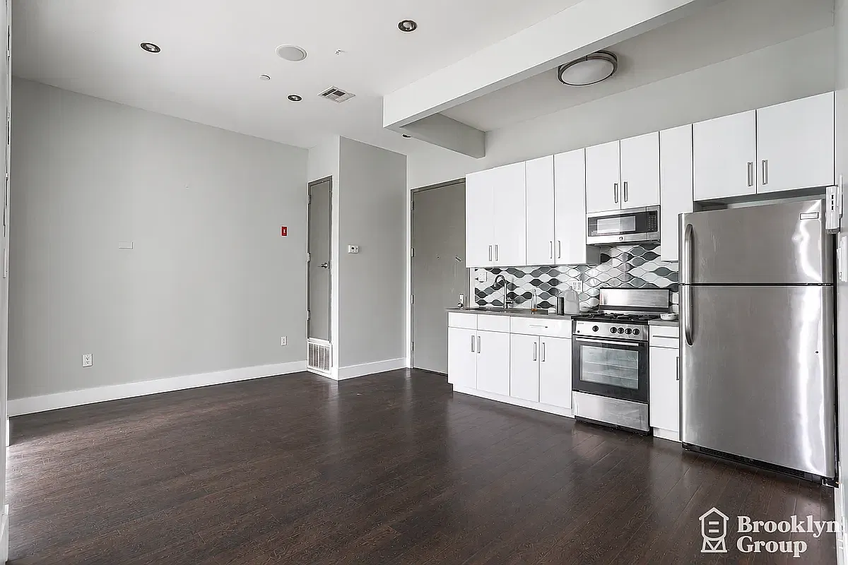129 Park Avenue — Photo 1