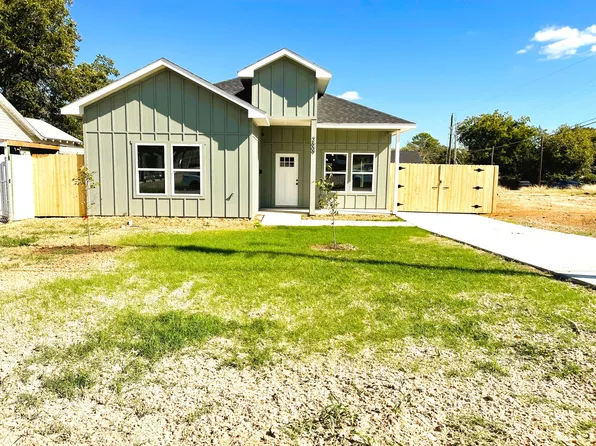 2609 Walker St, Fort Worth, TX 76105