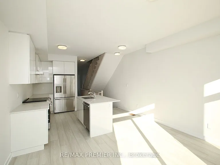 128 Brockley Dr — Photo 13