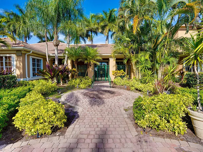 3614 NW Adriatic Ln — Photo 15