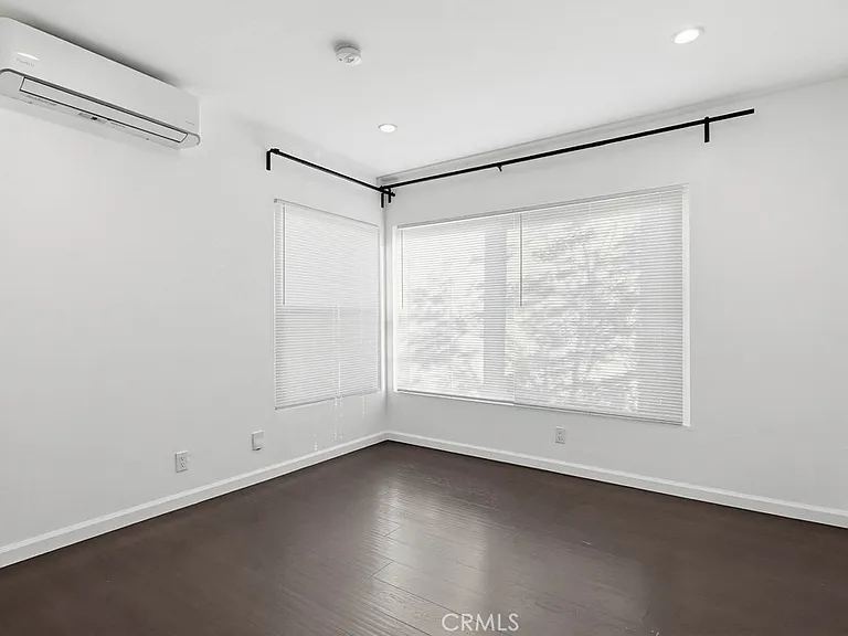6065 Pickford Pl #1 — Photo 20