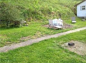2nd image of 48 Jeniel Dr