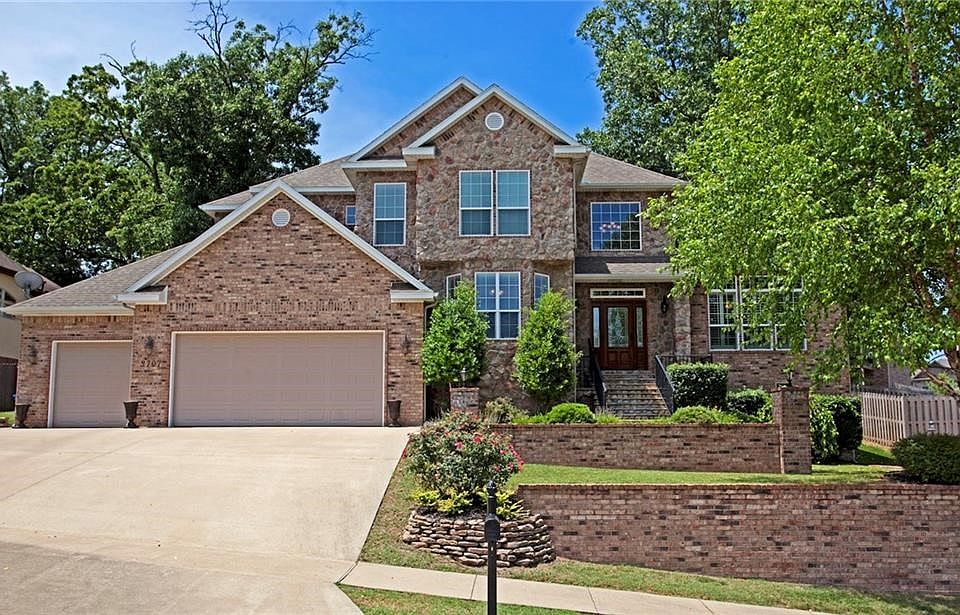 1st image of 3707 NW Creekstone Blvd