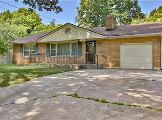 1536 S Pearl St, Independence, MO 64055