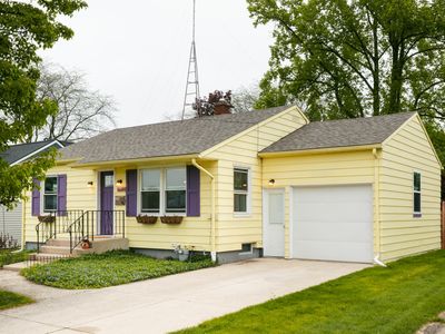 853 Kingsley Ave, Saint Joseph, MI, 49085