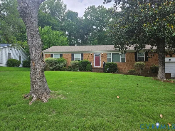 107 Tudor Rd, Colonial Heights, VA 23834