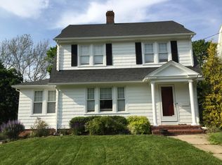 113 Woodlawn St, Hamden, CT 06517