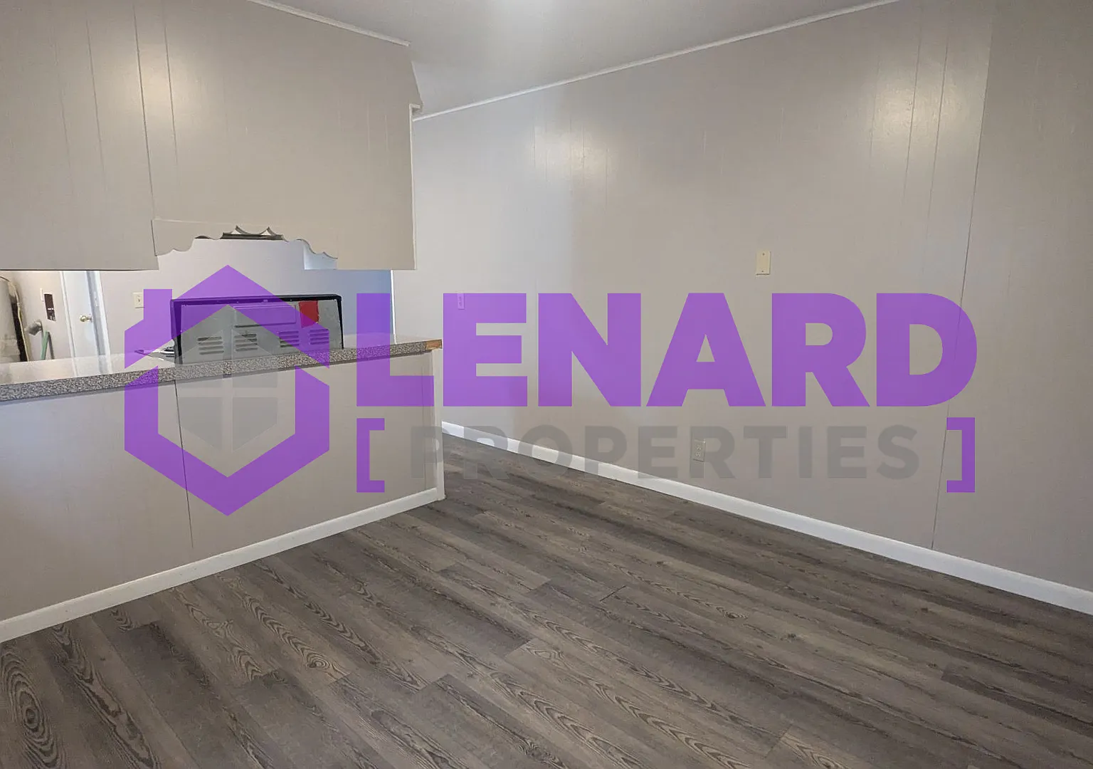 2 Bedroom Home! — Photo 3