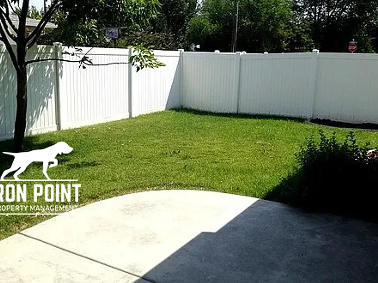 1658 W Bayeux Dr — Photo 10