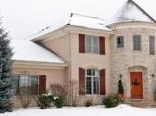 1543 Kittyhawk Ln, Glenview, IL