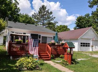 210 S Main St, Munith, MI 49259