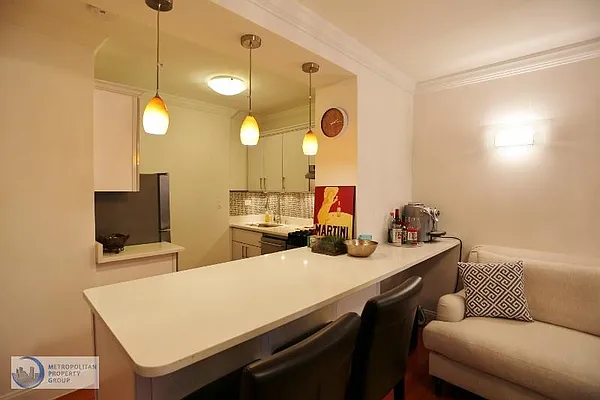 Sold by Metropolitan Property Group | media 14