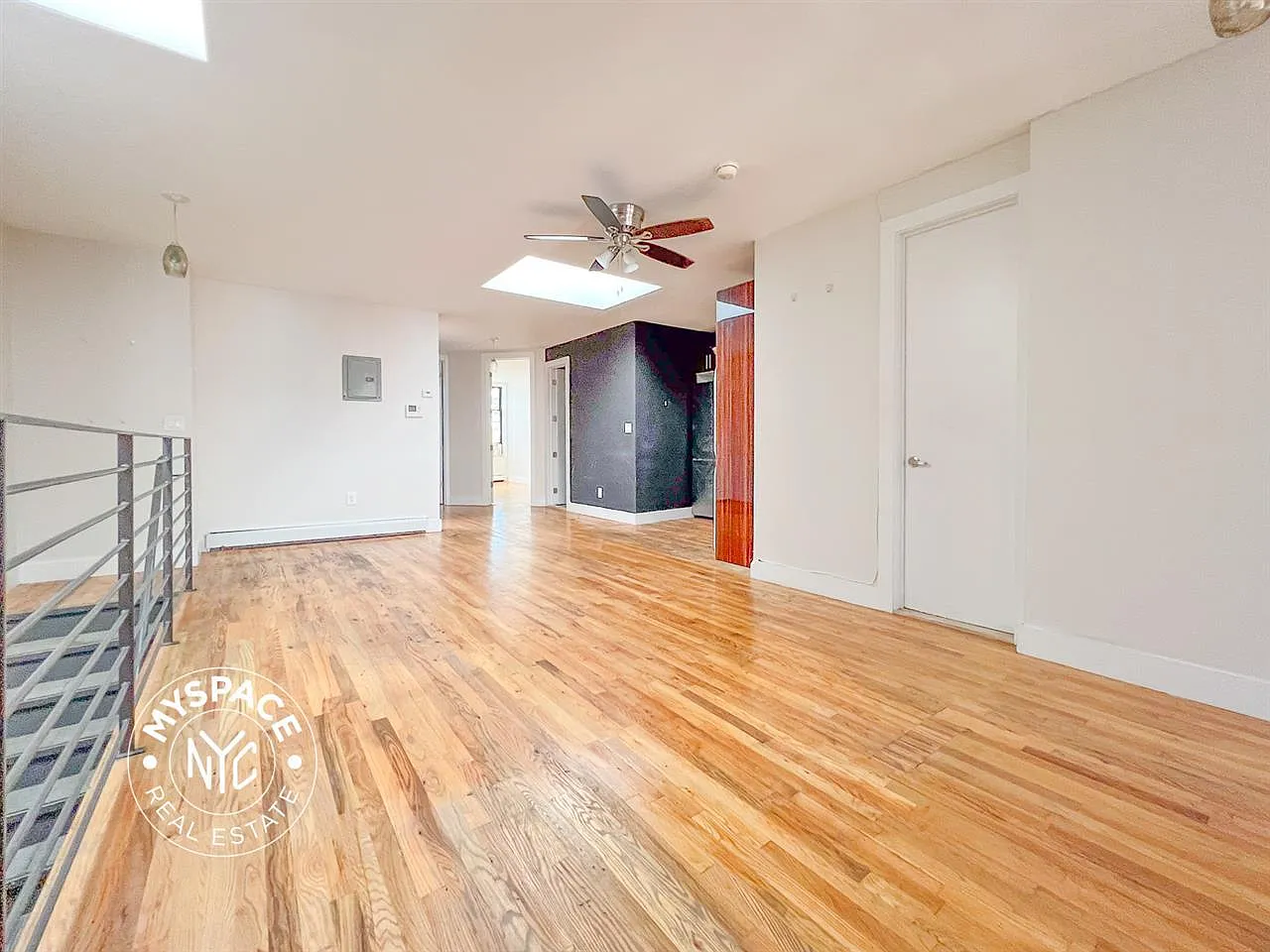 1044 Putman Avenue — Photo 3