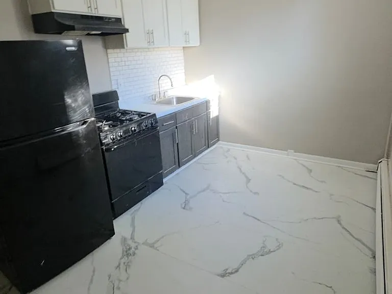 428 River St #1 — Photo 1