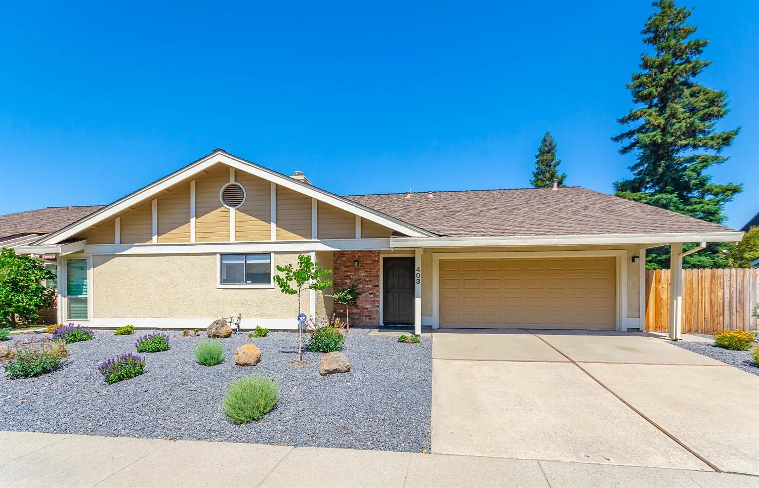 403 Pimentel Way photo 1