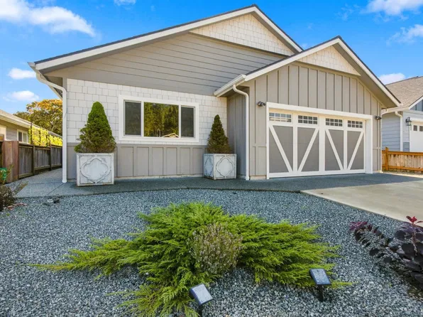 150 Smugglers Cove Way, Crescent City, CA 95531