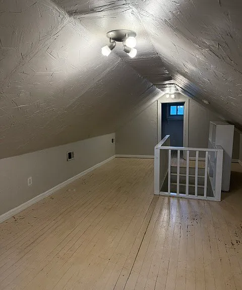 419 Chadwell Dr — Photo 14