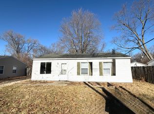 1621 Clover Ln, Champaign, IL 61821