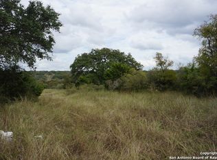 1208 S Cranes Mill Rd, New Braunfels, TX 78132