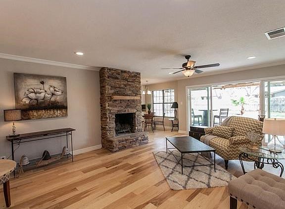 3rd image of 3300 McElroy Dr