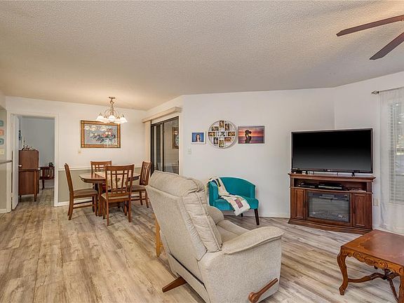 3rd image of 1901 Lennox Rd E #1901