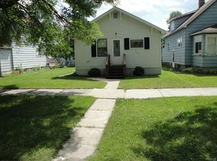 715 7th St, International Falls, MN 56649