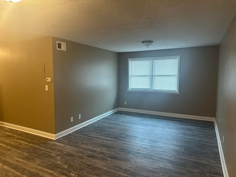 240 Geri Ln #A — Photo 8