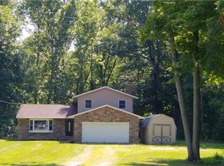 39243 Sycamore Ln, Grafton, OH 44044