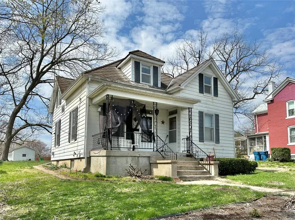 647 La Porte St, Ste Genevieve, MO 63670