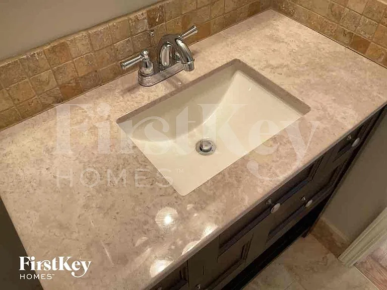 1074 Nathan Mauldin Dr — Photo 16